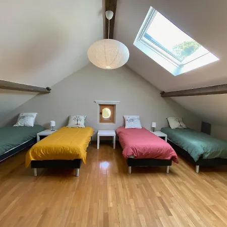 Dordogne, Le Cambou, 5 Ch Avec Piscine Et Terrain 3 Ha *