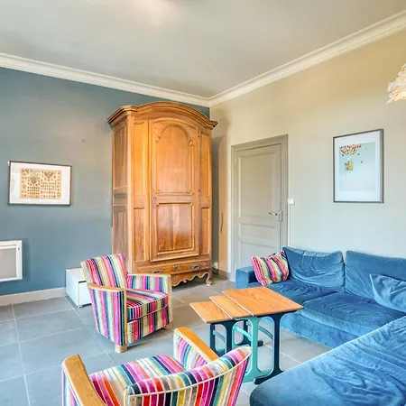Villa Dordogne, Le Cambou, 5 Ch Avec Piscine Et Terrain 3 Ha