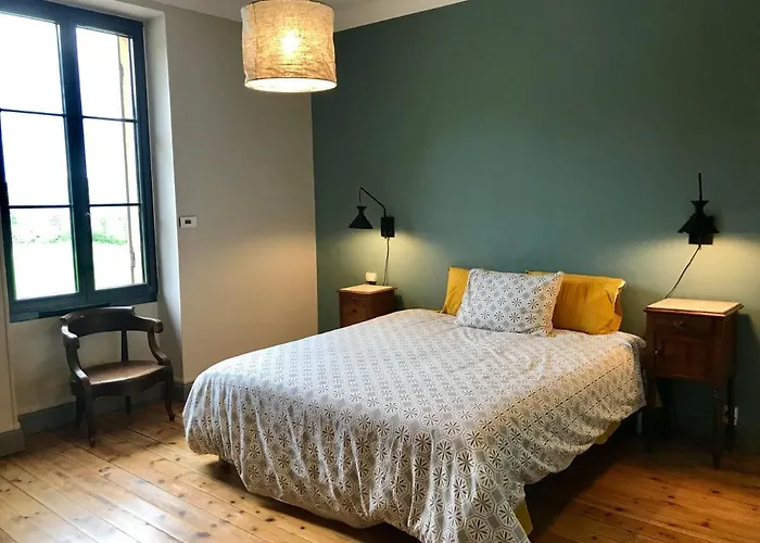 Dordogne, Le Cambou, 5 Ch Avec Piscine Et Terrain 3 Ha * Vergt-de-Biron